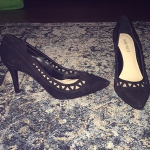 Nine West black heels, perfect condition